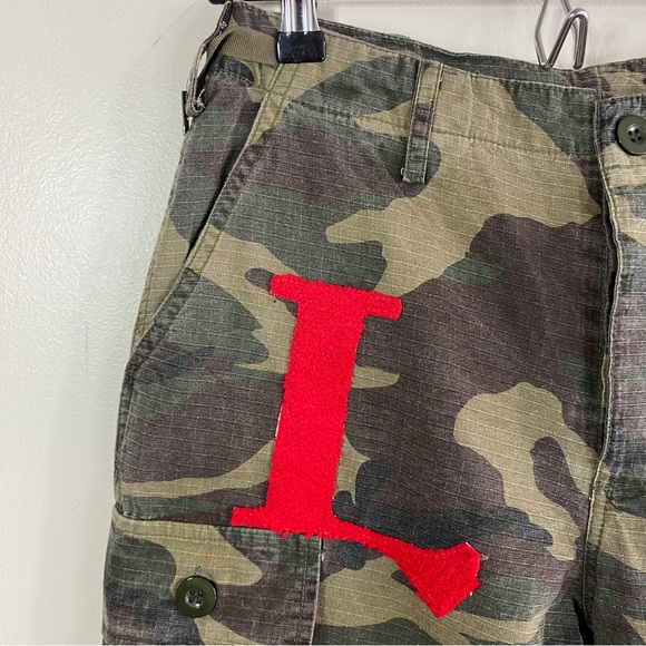 Sojara REWORKED Vintage Camo Love Peace Button-Fly Cargo Jogger Pant - Picture 4 of 7